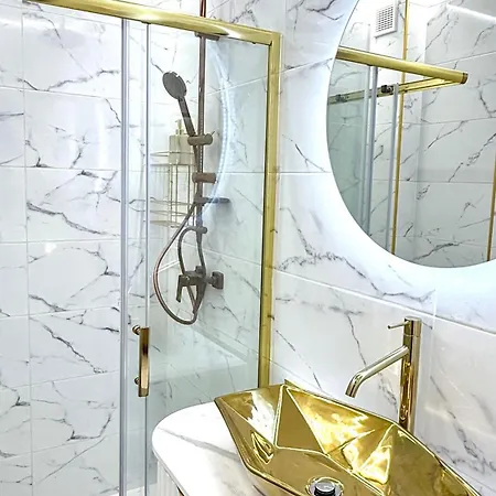 Apartamento Jacuzzi Bliss By The Motlawa *