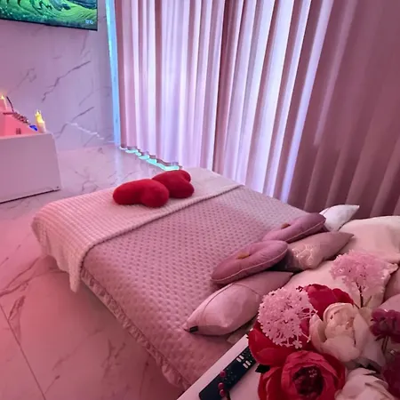 Jacuzzi Bliss By The Motława Apartament Gdańsk