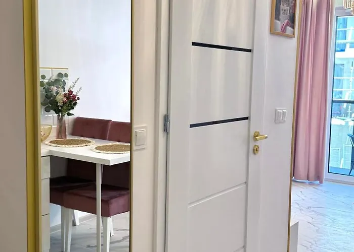 Jacuzzi Bliss By The Motlawa