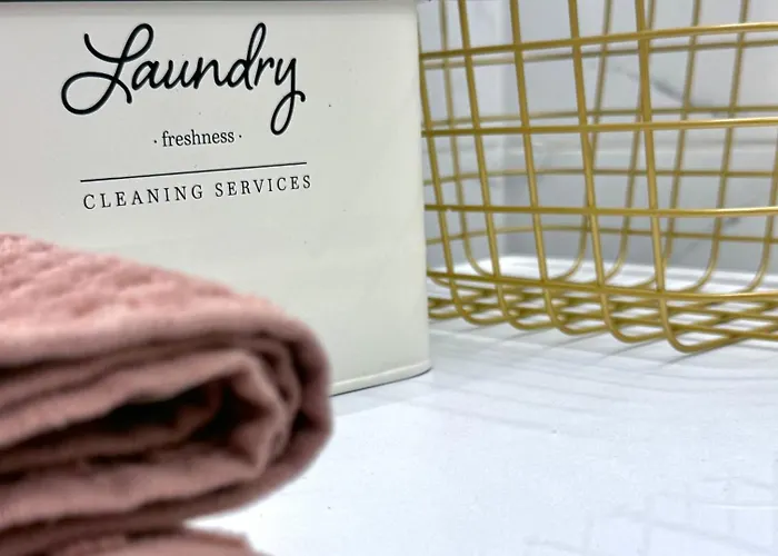 Jacuzzi Bliss By The Motlawa شقة