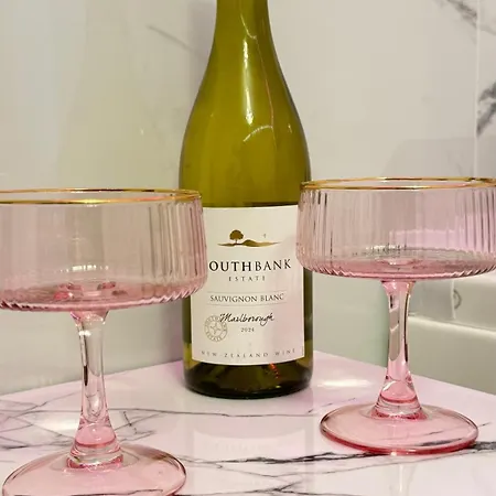 Jacuzzi Bliss By The Motlawa Danzica