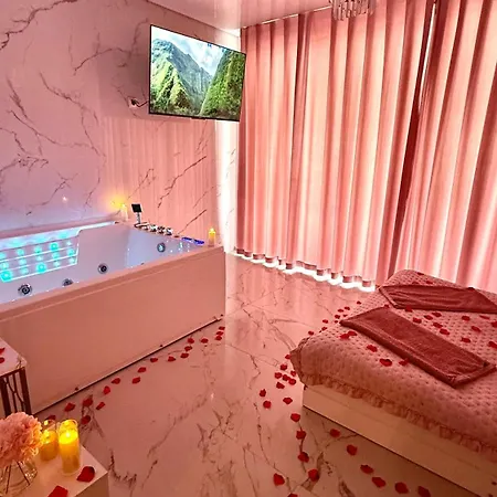 Appartamento Jacuzzi Bliss By The Motlawa